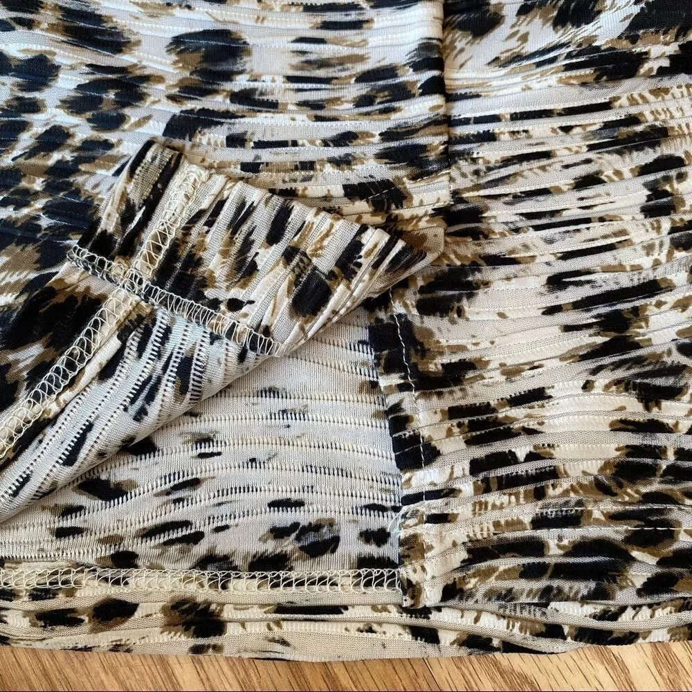 Dressbarn Animal Print Textured Stretchy Pencil Skirt Medium